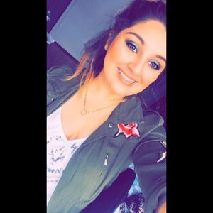 Meet your Posher, Joanna